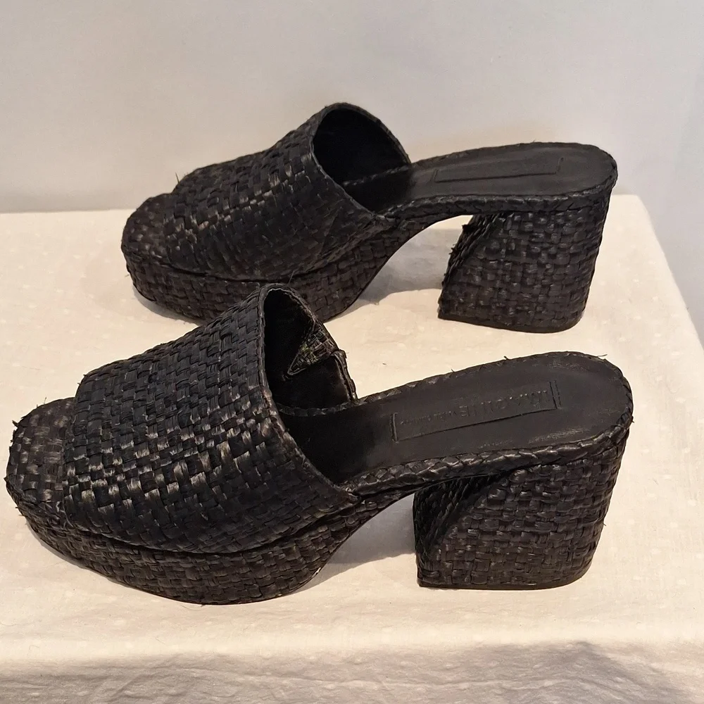 Imagine Vince Camuto Black Thatched Raffia Platform Mules Size 9